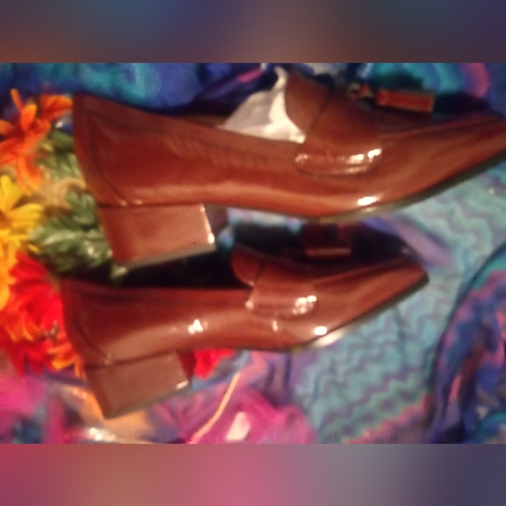 Easy Spirit Women's Drew Loafers,  Dark Red Patent Leather 10M - Picture 4 of 16